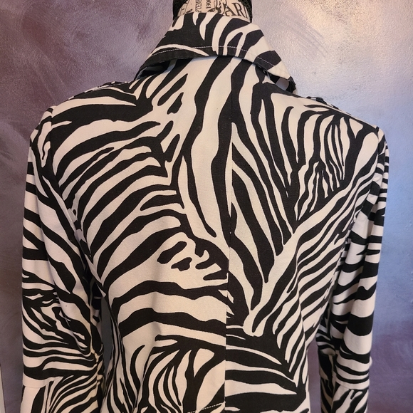 Jacket - Picture 2 of 5